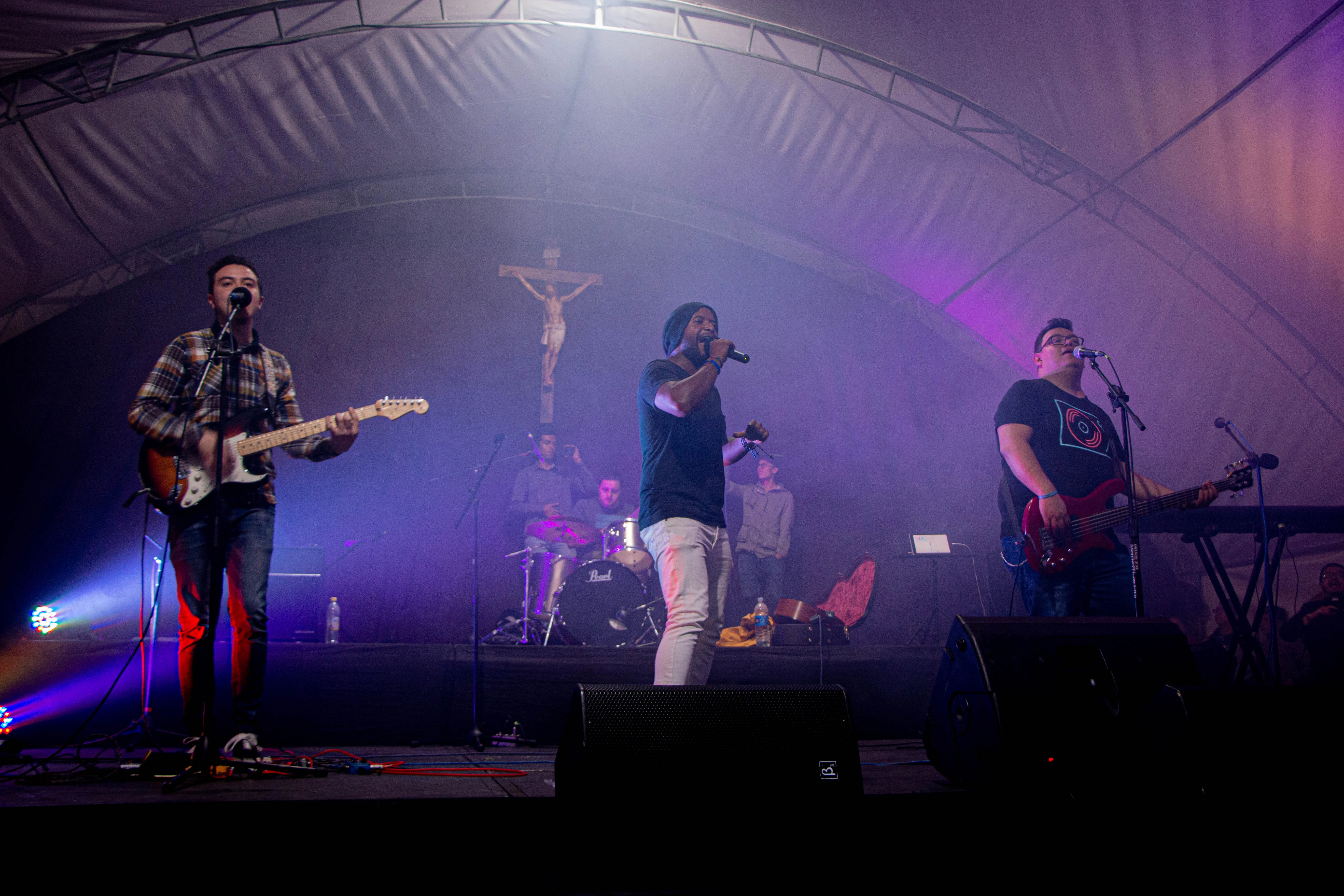 Lanzamiento de artistas